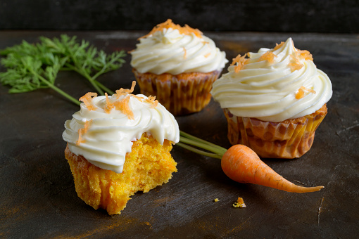 Carrot cupcakes with cream.