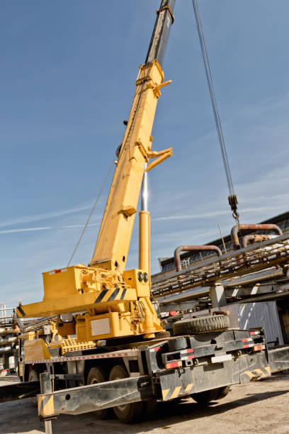 istock Works on installation of pipelines with auto crane heavy-duty 861161046
