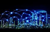 smart-city-und-kommunikation-netzwerk-konzept-internet-der-dinge-information-kommunikation.jpg?b=1&s=170x170&k=20&c=vr5C32_iwxo_GxpAomftYdpYFBLoFkLaVyJRsOm6_kg=