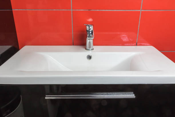 istock Cleaned sink in the bathroom. 861234326