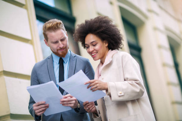 istock Casual meeting outside on a sunny day. 861237100