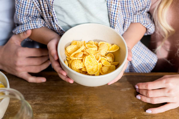 istock family with corn flakes 861257432