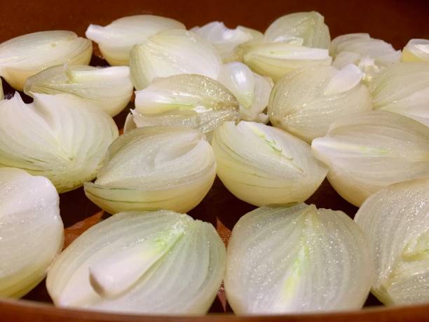 istock High angle view of steamed onions in a baking dish 861263590