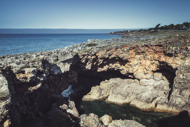 istock Boca do Inferno. Hell's Mouth chasm, toned photo 861322076