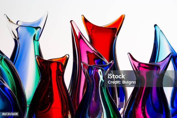 Schöne Bunte Muranoglas Handgefertigt In Venedig Italien Auf Dem Weißen Hintergrund Stockfoto und mehr Bilder von Glas