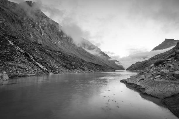 istock Black and white mountain lake 861356700