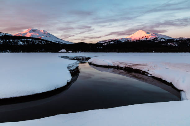 istock Soda Creek, South Sister and Broken Top at Sunset 861383828
