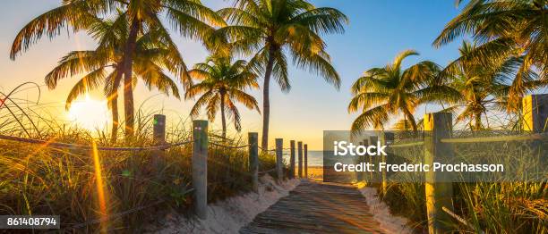 Passage To The Beach At Sunrise Stock Photo - Download Image Now - Beach, Key West, South