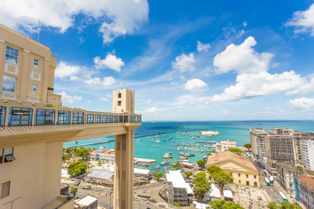 istock Sunny day in Lacerda's Elevator in Salvador, Bahia. 861460260