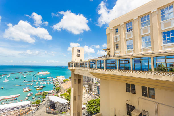istock Sunny day in Lacerda's Elevator in Salvador, Bahia. 861460848