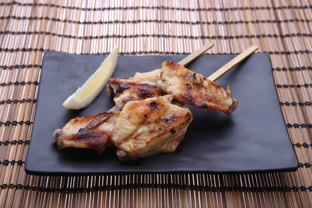 alas de pollo a la plancha con limón - 3629 fotografías e imágenes de stock