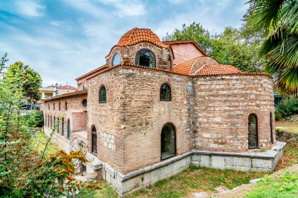 iznik 올드 타운에서 ayasofya 모스크 - iznik 뉴스 사진 이미지