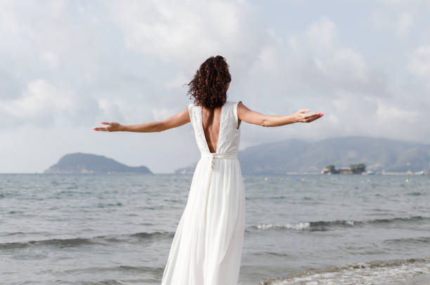 istock Woman waiting rain 861561104