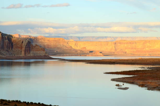 istock Lake Powell at Glen Canyon 861599926