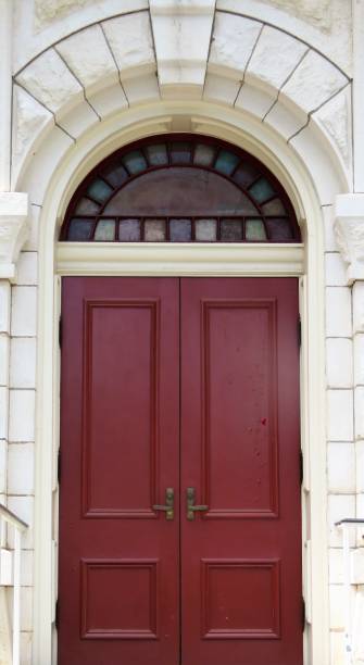 istock Hood County Courthouse door in Granbury, Texas 861698566