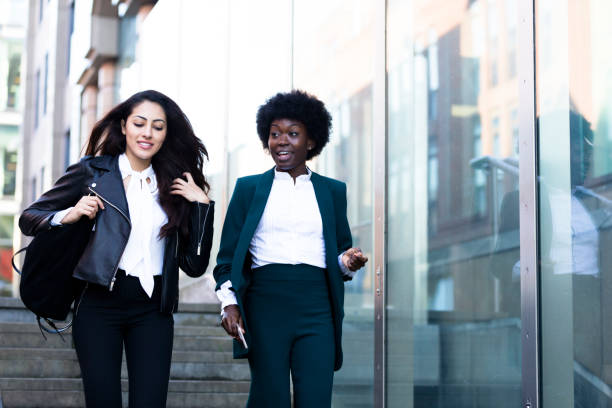 istock Discussing business outside of the office 861827310