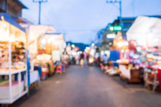 istock Abstract blur and defocused night local market 861895980