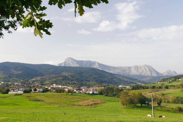 istock Elorrio town and Anboto mountain. 862022194