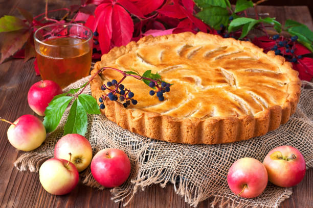 istock Homemade  apple pie dessert 862061140