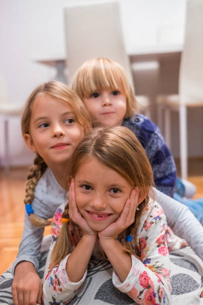 istock Brother on top of sisters 862069562