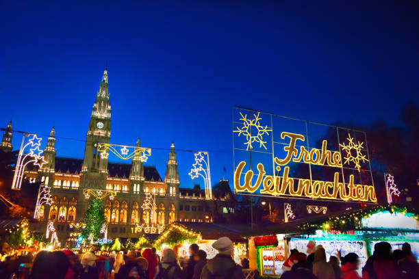 istock Christmas market in Vienna 862091508