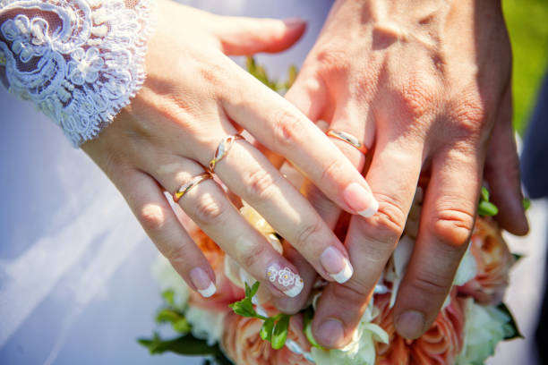 istock Hands of the bride and groom 862112564