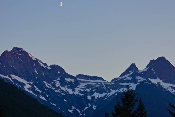 istock North Cascades Dusk 862135558