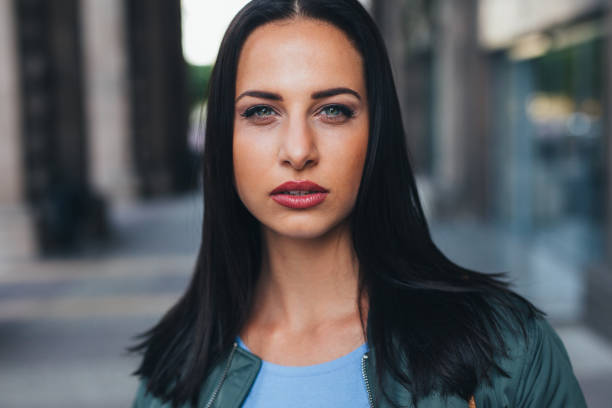 istock Portrait of a woman 862192324