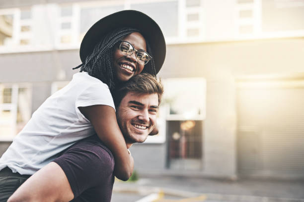 istock Couple fun in the city 862201608