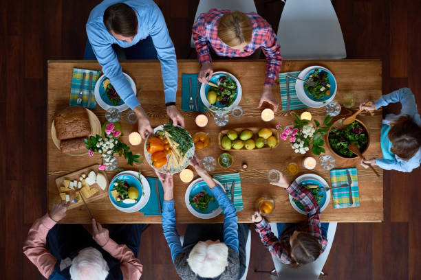 istock Family dinner party 862225508