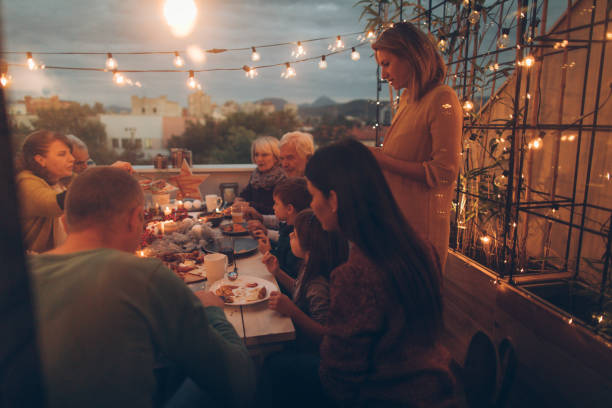 istock Thanksgiving dinner with family 862297290