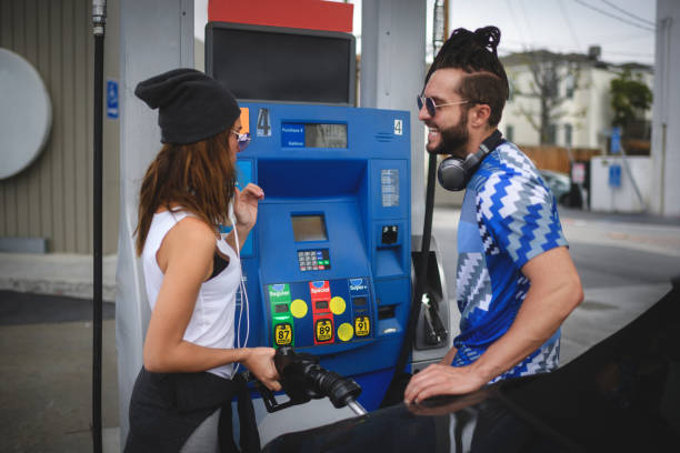 istock Couple at the gas station 862306712