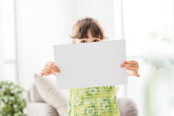 istock Cute girl holding a sign 862313138