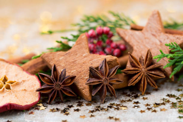 istock Zimt and Anis. Christmas greeting card. 862321876