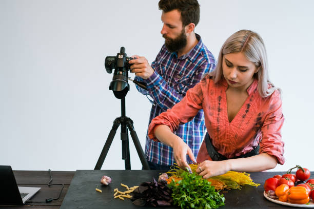 istock food photography teamwork studio photographer 862325744