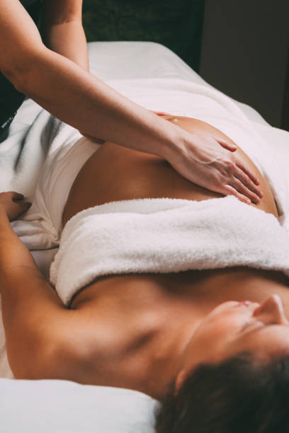 istock Massage for pregnant woman 862341884
