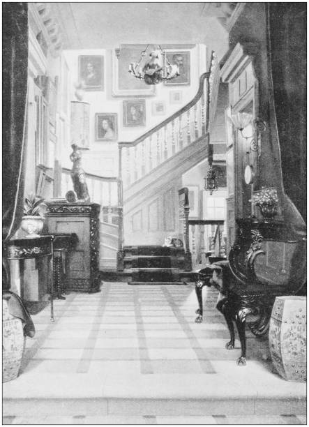 istock Antique photo of paintings: Hall 862346094