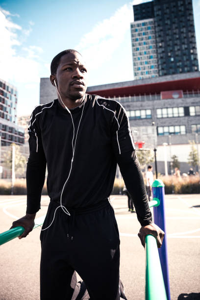istock Super trained man working out in NYC - USA 862346166
