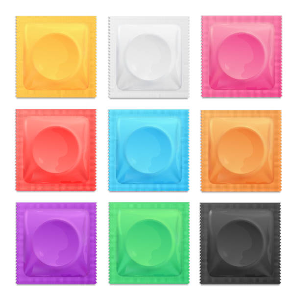 現実的な 3 d 詳細な色のコンドームのパッケージを設定します。ベクトル - condom contraceptive sensuality healthcare and medicine点のイラスト素材／クリップアート素材／マンガ素材／アイコン素材