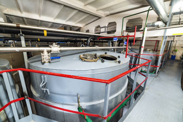 istock Large steel tanks for fermenting the yeast mixture 862378080