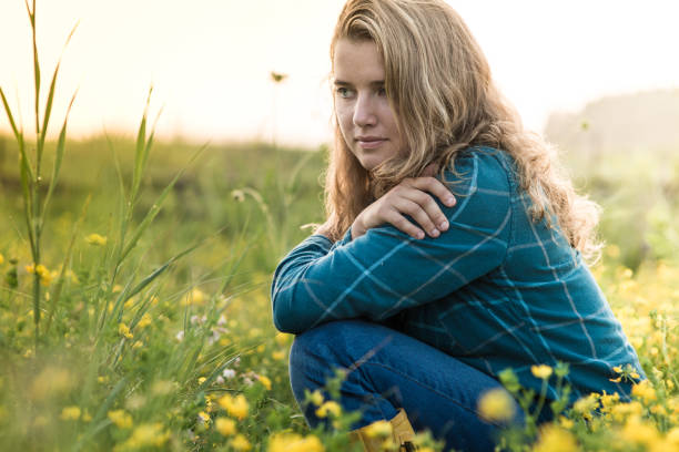 istock Happy Country Girl 862387062