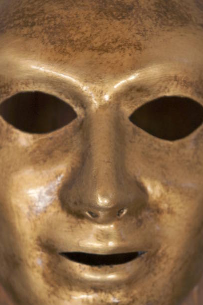 istock Mysterious face; I do not know who you are 862401398