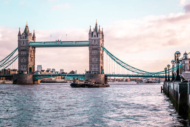 istock London Tower Bridge, sunny weather, England 862500726
