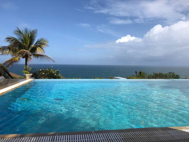 istock Swimming pool near beach 862506104