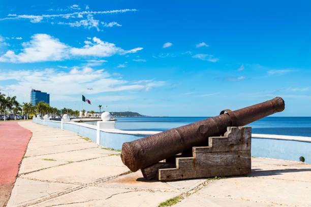 istock Old canon in Campeche Malecon 862524986