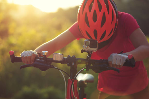 istock cyclist mount the action camera on mountain bike 862529102