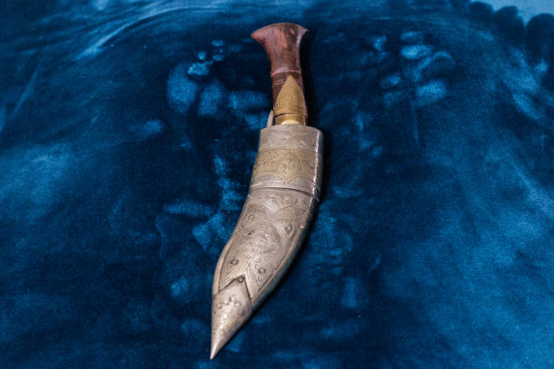 Curved Ritual Dagger 100+ Ceremonial Curved Dagger Stock Photos, Pictures & Royalty-Free ...