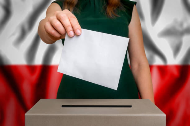 istock Election in Poland - voting at the ballot box 862557598