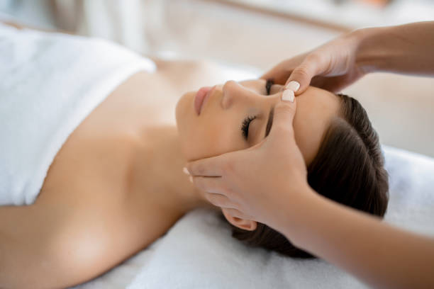 istock Massage of face 862578386