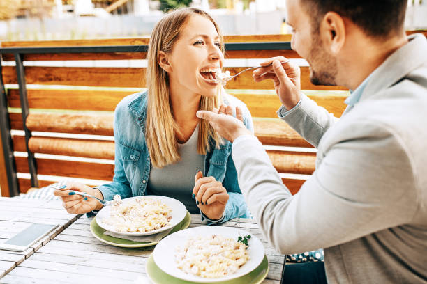 istock Couple enjoying restaurant 862579326